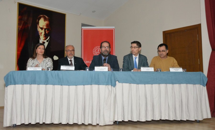 Estü’lü Bilim İnsanları Havacılık Ve Uzay Teknolojileri Panelinde Geleceğin Bilim İnsanları İle Buluştu