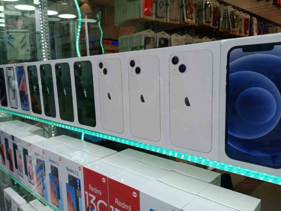 Sosyal Medyada Piyasa Değerinin Altında Satılan Telefonlara Dikkat