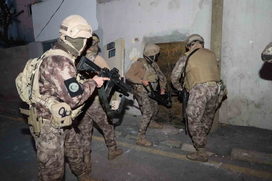 180 Milyonluk Sazan Sarmalı Operasyonu: 32 Gözaltı