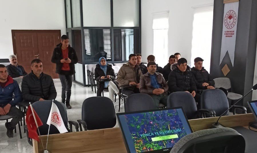 Niğde’de Baklagil Yem Bitkileri Kursu Eğitimleri Başladı