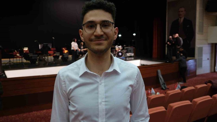 Tıp Öğrencilerinden Müzik Korosu