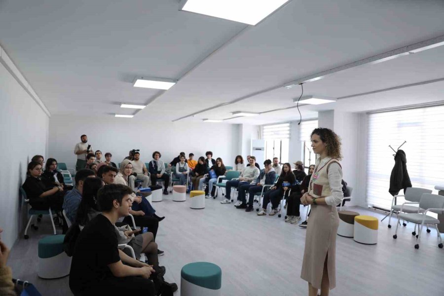 Hub Antalya Girişimcilik Merkezi Hizmete Girdi