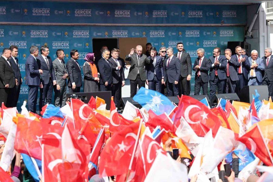 Cumhurbaşkanı Erdoğan: "büyümede, Milli Gelirde, İhracatta, Savunma Sanayinde Tarihimizin En İyi Seviyelerini Gördük"