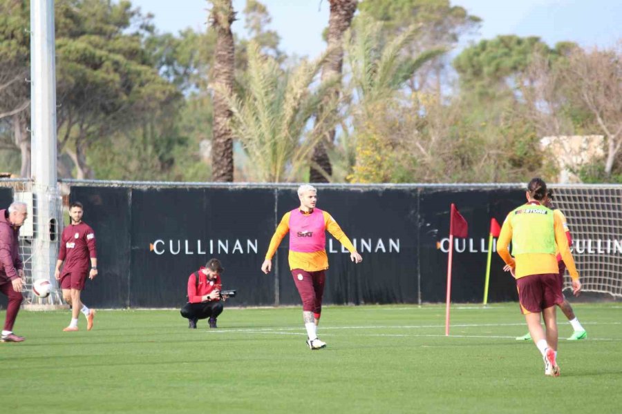 Galatasaray, Antalya’da Hatayspor Maçı Hazırlıklarına Sürdürdü