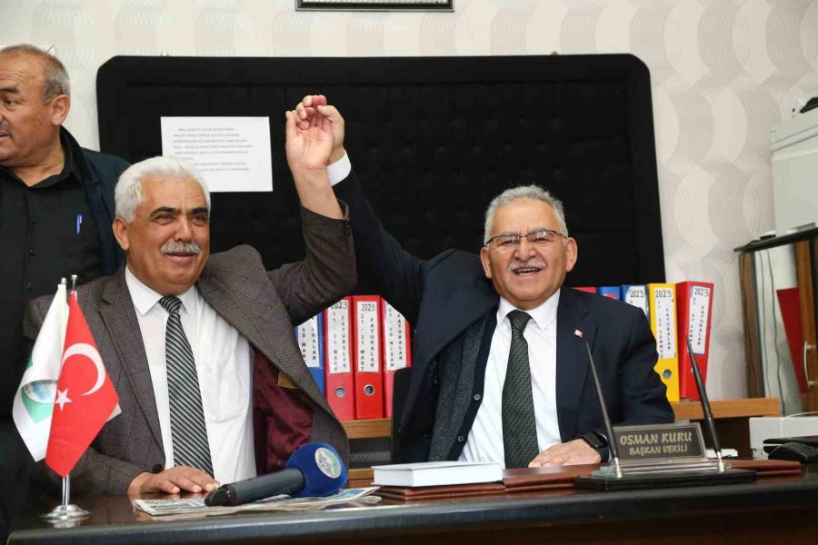 Başkan Büyükkılıç Otobüsçüler Esnaf Odasını Ziyaret Etti