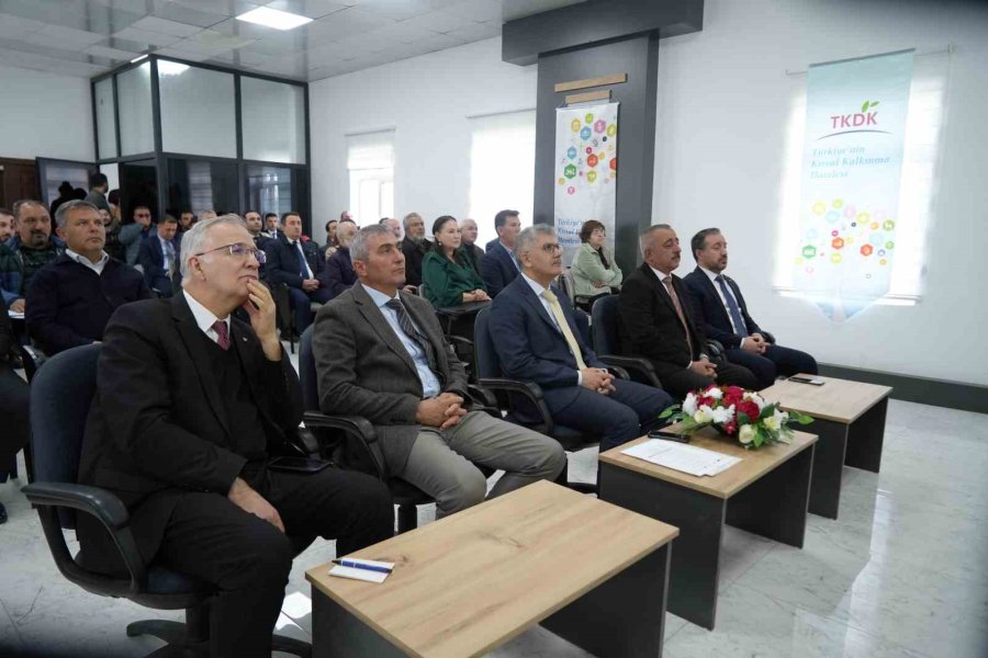 Vali Çelik: "niğde Tarımın Başkenti"