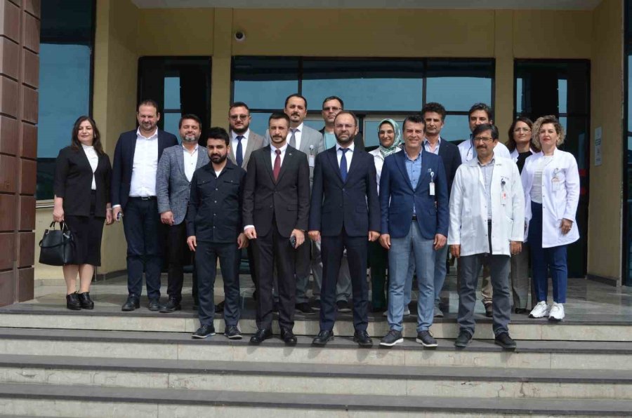 İl Sağlık Müdürü Ekingen, Alkü Eğitim Ve Araştırma Hastanesi’ndeki Çalışmaları İnceledi