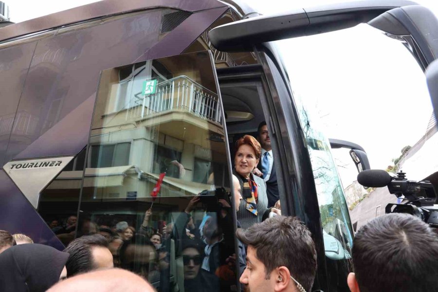 Meral Akşener Eskişehir’de Esnaf Ziyareti Gerçekleştirdi