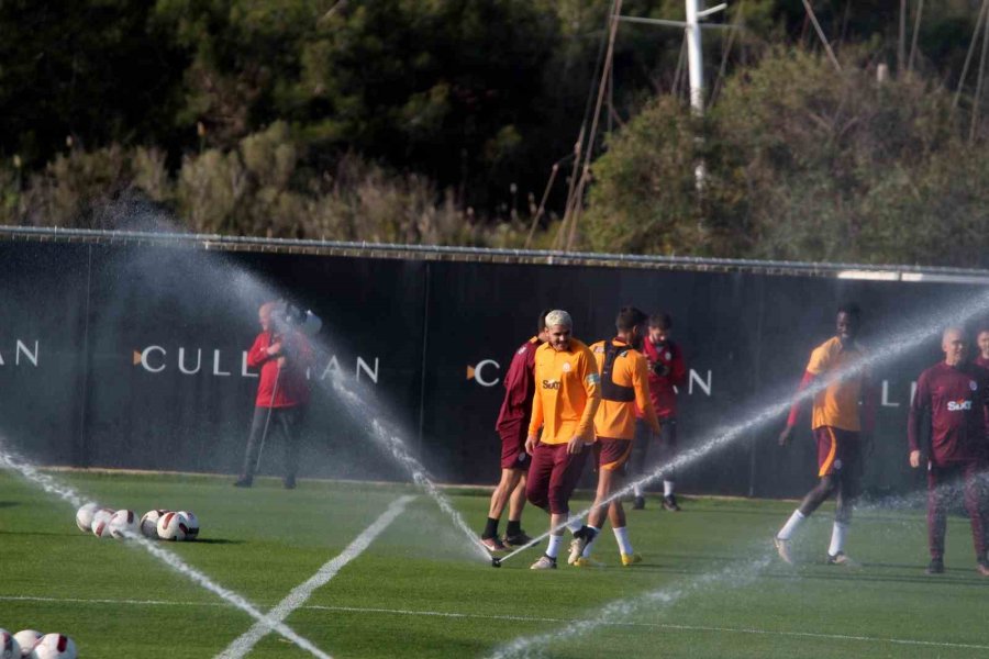 Galatasaray’ın Antalya Kampı Devam Ediyor