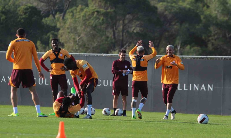 Galatasaray’ın Antalya Kampı Devam Ediyor