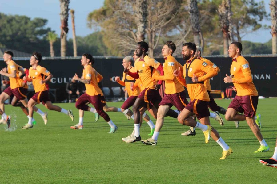 Galatasaray’ın Antalya Kampı Devam Ediyor