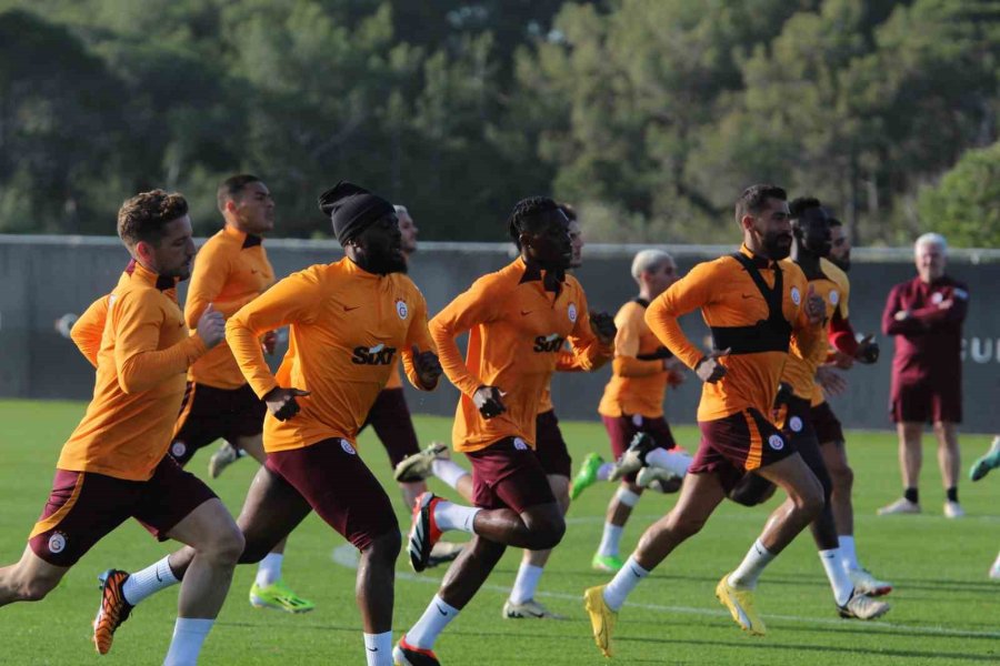 Galatasaray’ın Antalya Kampı Devam Ediyor