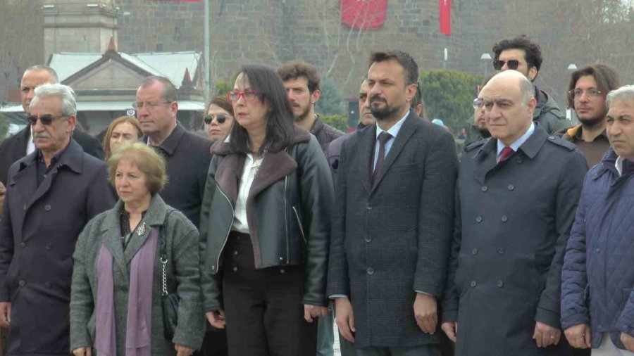 Kayseri’de 27 Mart Tiyatro Günü İçin Tören Düzenlendi