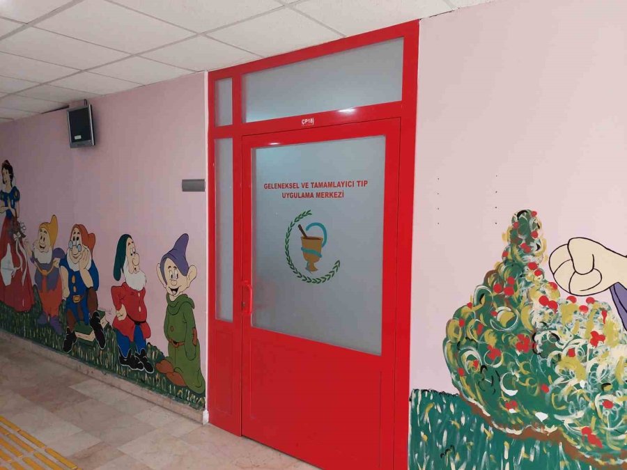 Niğde’de Geleneksel Ve Tamamlayıcı Tıp Polikliniği 11 Farklı Alanda Hasta Kabulüne Başladı