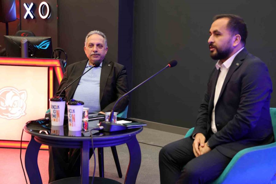 Başkan Yalçın ‘bizim Semtin Gençleri’ İle Buluştu