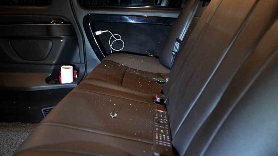 Tarsus Belediye Başkanı Bozdoğan’ın Aracı Kurşunlandı