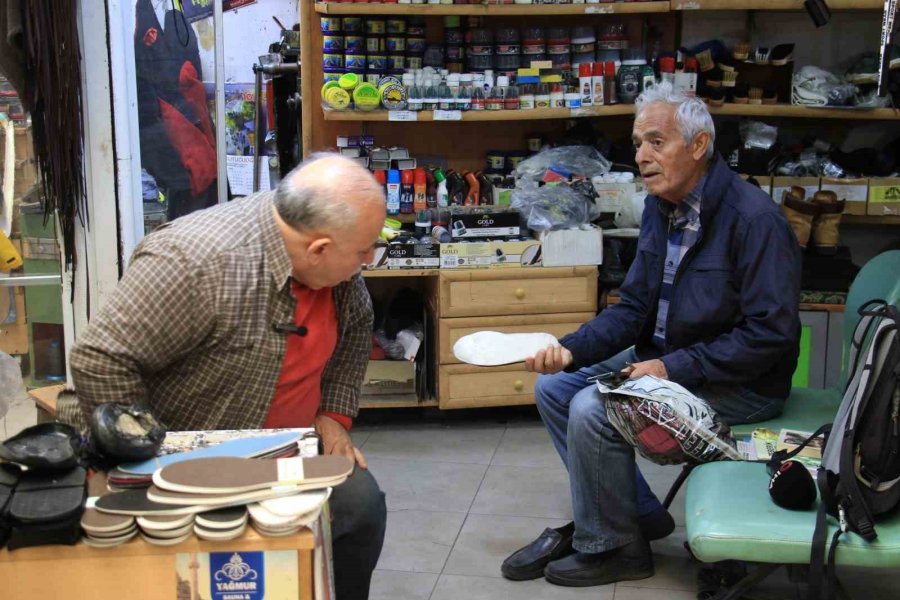 Ayakkabı Tamircileri Çırak Bulmakta Zorlanıyor