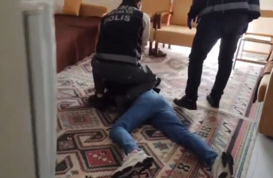 Antalya’da Dev Uyuşturucu Operasyonu: 1,5 Milyon Kullanımlık A4 Ele Geçirildi