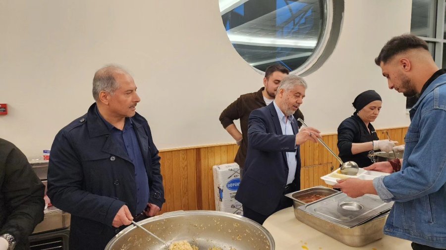 Eskişehir İl Müftülüğünden Üniversite Öğrencilerine İftar Yemeği