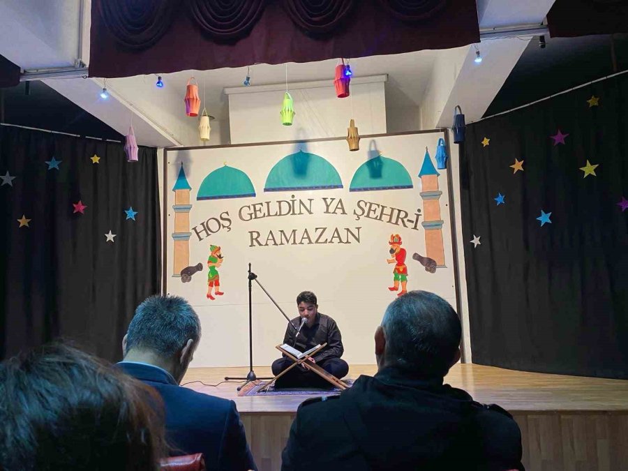 Liseli Öğrencilerden Gazze’ye Anlamlı Bağış