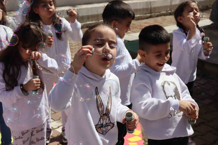 Anaokulu Öğrencilerinden Renkli Etkinlik: Hijyene Dikkat Çektiler