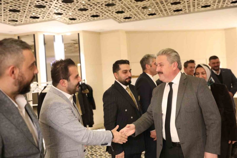 Başkan Palancıoğlu Ak Parti Melikgazi İlçe Teşkilatı İle İftarda Bir Araya Geldi