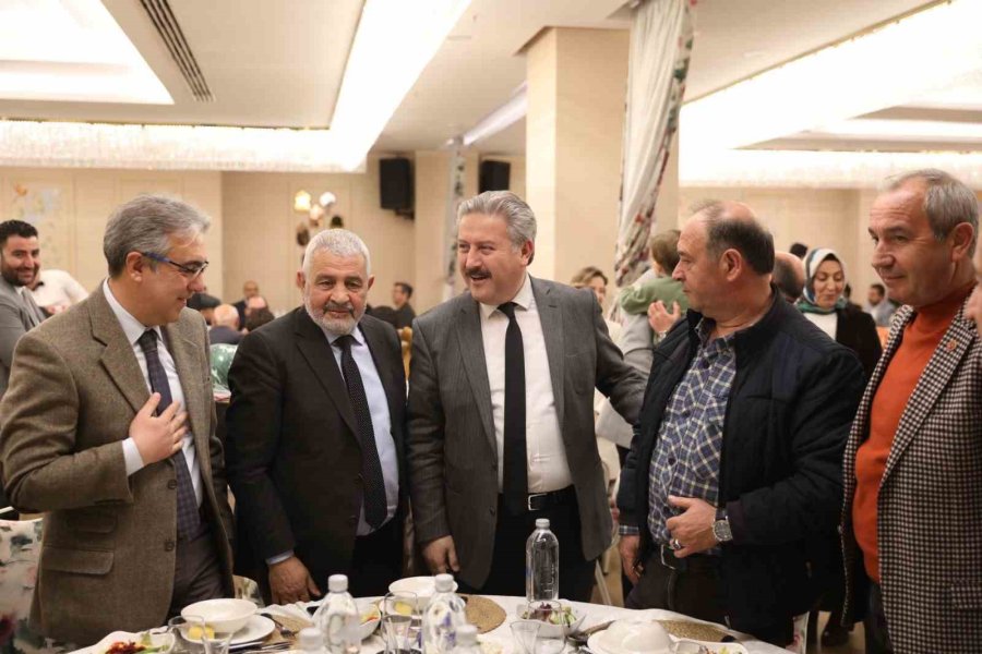 Başkan Palancıoğlu Ak Parti Melikgazi İlçe Teşkilatı İle İftarda Bir Araya Geldi