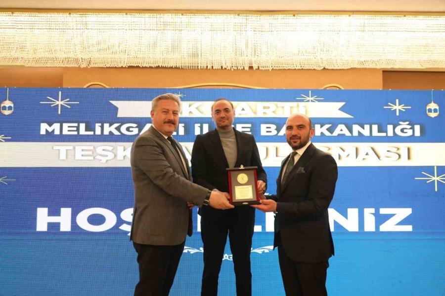 Başkan Palancıoğlu Ak Parti Melikgazi İlçe Teşkilatı İle İftarda Bir Araya Geldi