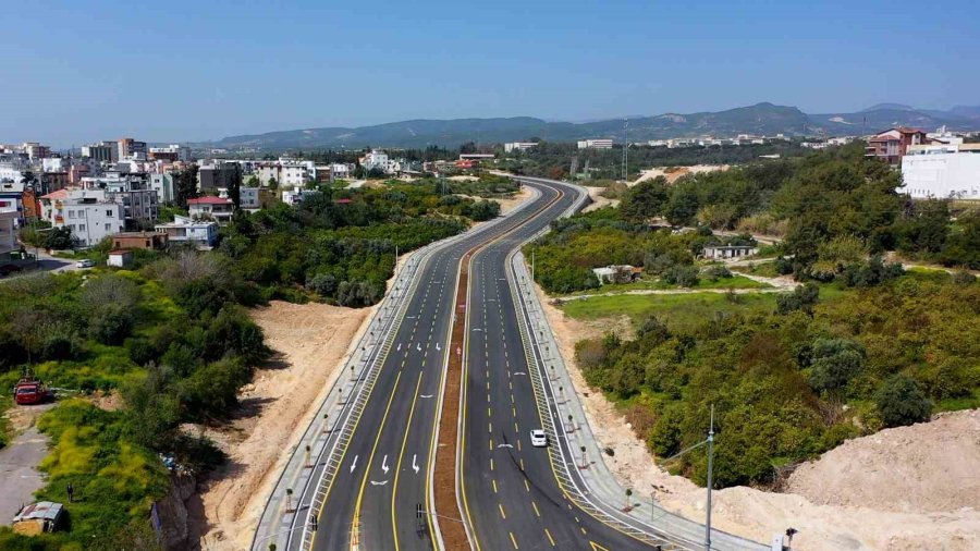 Mersin’de 3. Çevre Yolu, Üniversite Caddesi’ne Bağlandı