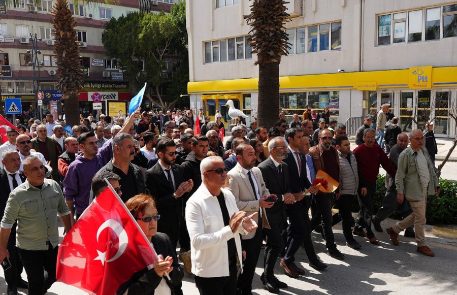 Aracı Kurşunlanan Bozdoğan, Saldırıyı Kınamak İçin Düzenlenen Yürüyüşe Katıldı