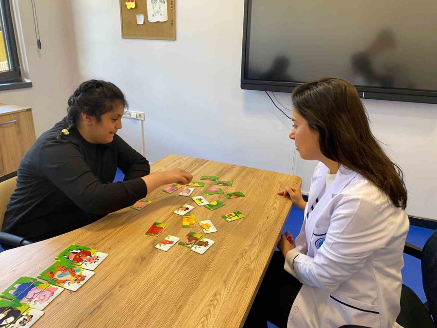 Büyükşehir’in Engelsiz Yaşam Merkezi, ‘ikinci Yuva’ Oldu