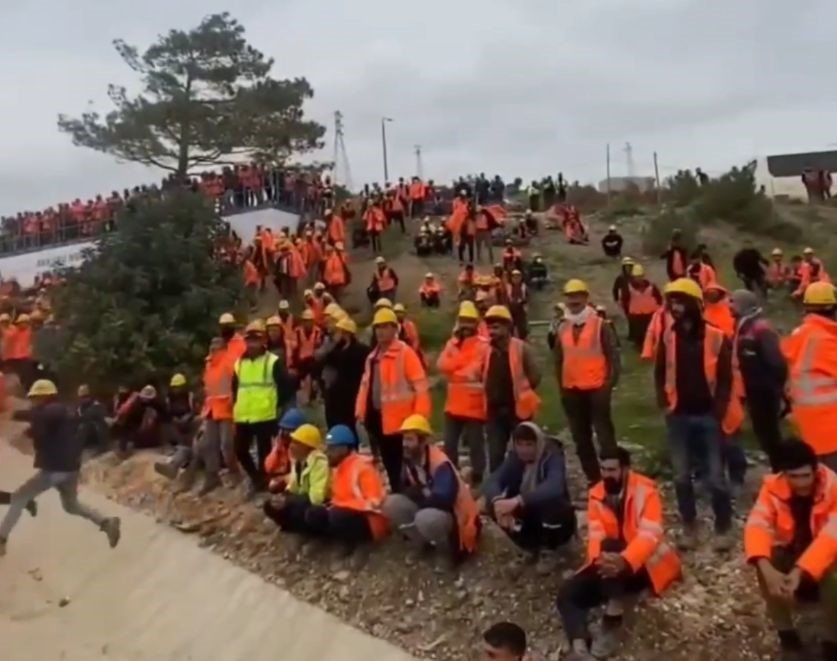 Akkuyu Ngs’de Maaş Alamayan İşçiler İş Bıraktı