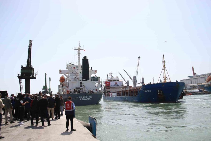 8. "iyilik Gemisi" Gazze’ye Uğurlandı