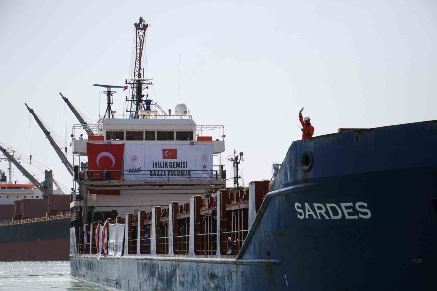 8. "iyilik Gemisi" Gazze’ye Uğurlandı