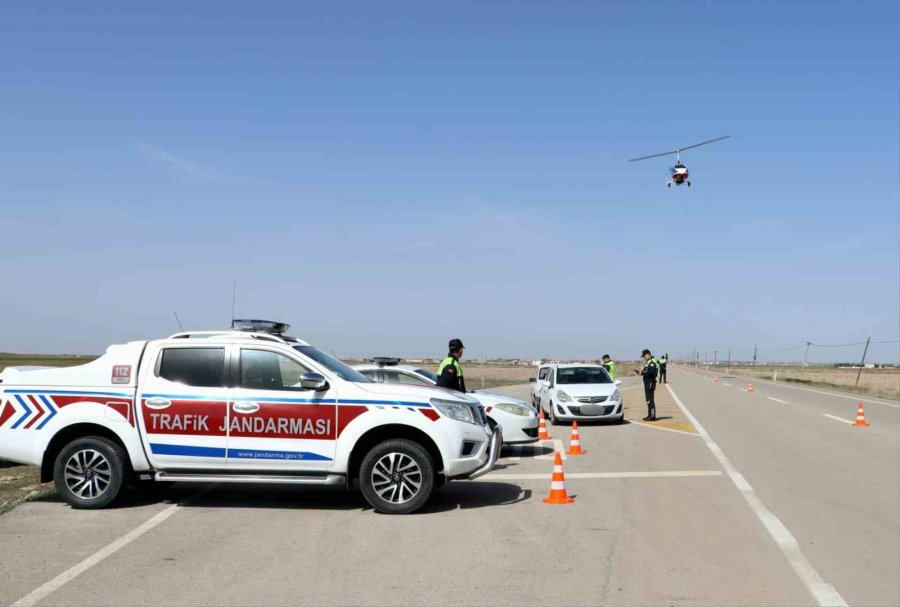 Jandarma Cayrokopter İle Havadan Denetliyor