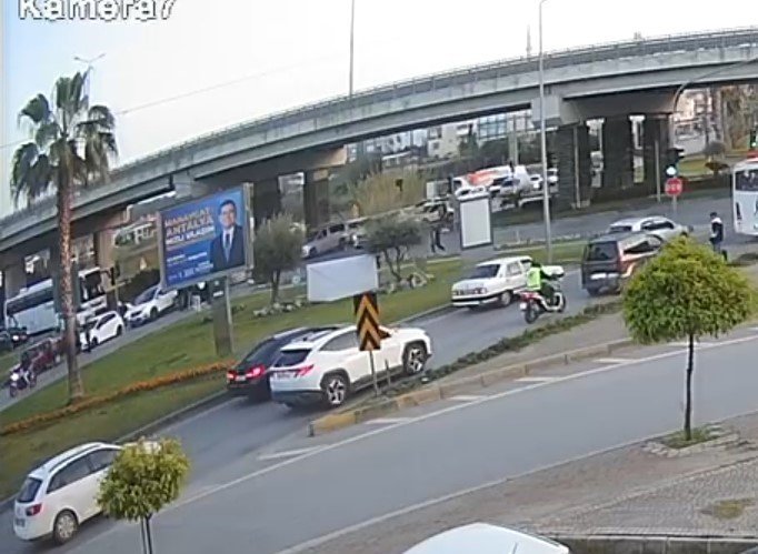 Kırmızı Işık İhlali, Motosiklet Sürücüsünü Hayattan Koparıyordu