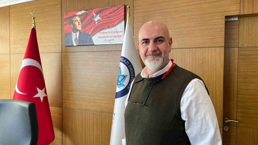 İftarda İçilen Asitli İçecekler Diş Kaybına Neden Olabilir