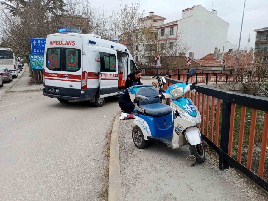 Kazada Yaralanan Alkollü Engelli Sürücü Sağlık Personellerine Zorluk Çıkarttı