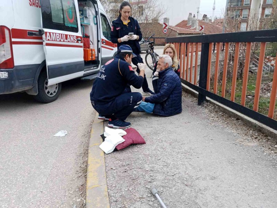 Kazada Yaralanan Alkollü Engelli Sürücü Sağlık Personellerine Zorluk Çıkarttı