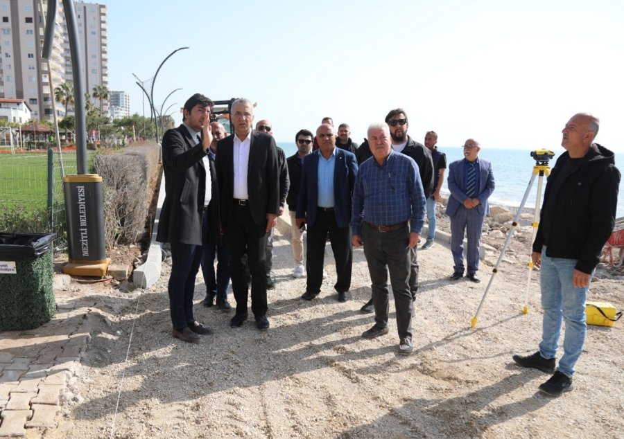 Başkan Tarhan: "sahil Şeridini Tamamen Yenileyeceğiz"