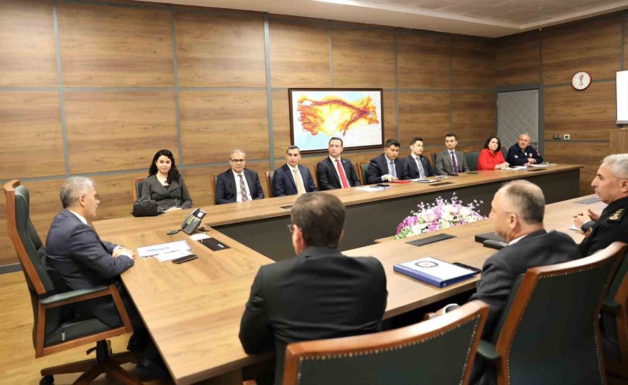 Niğde’de Seçim Güvenliği Toplantısı Yapıldı