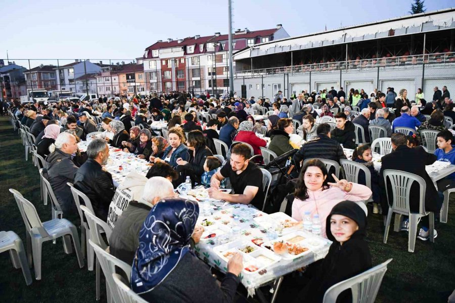 6 Bin Kişi Aynı Sofrada Buluştu