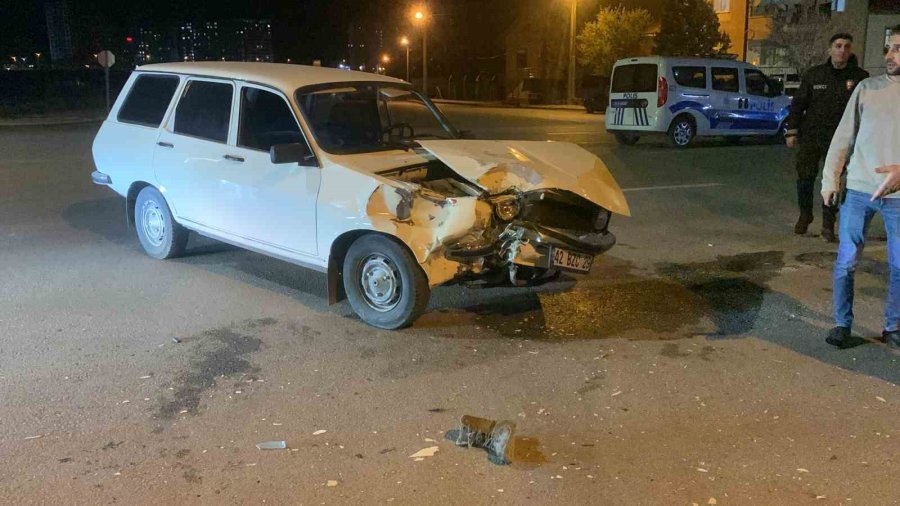 Otomobil İle Çarpışan Motosiklet Sürücüsü Hayatını Kaybetti