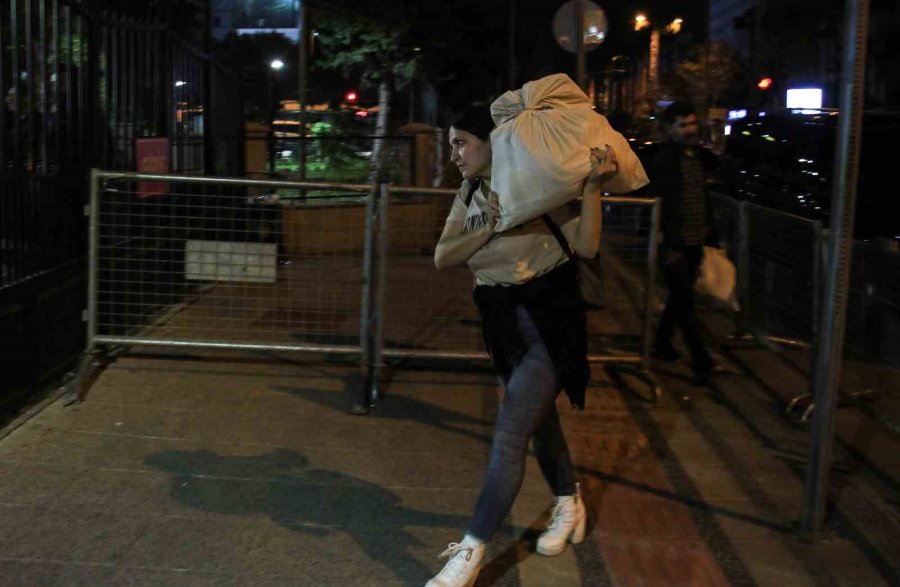 Mersin’de Sayılan Oy Pusulaları İl Seçim Kuruluna Getirildi