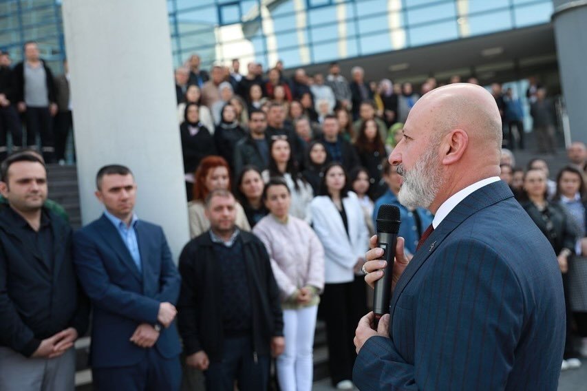 Başkan Çolakbayrakdar, “bizim Davamız, Bu Şehirde Yaşayan 7’den 70’e Herkese Hizmet Edebilmektir”