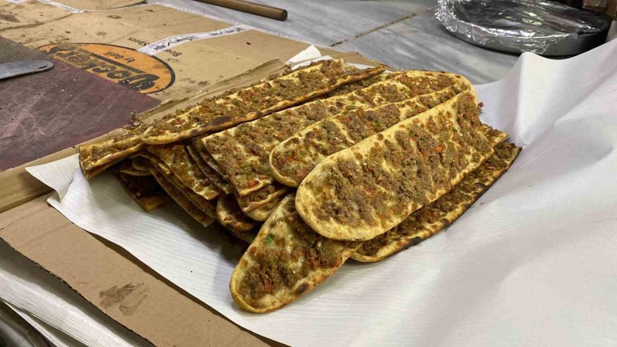 İftar Sofralarının Vazgeçilmez Lezzeti: Etli Ekmek