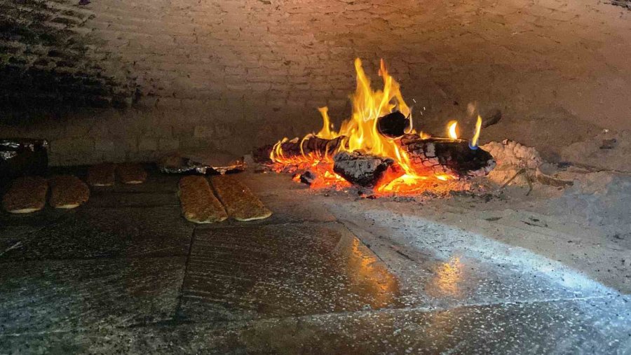 İftar Sofralarının Vazgeçilmez Lezzeti: Etli Ekmek