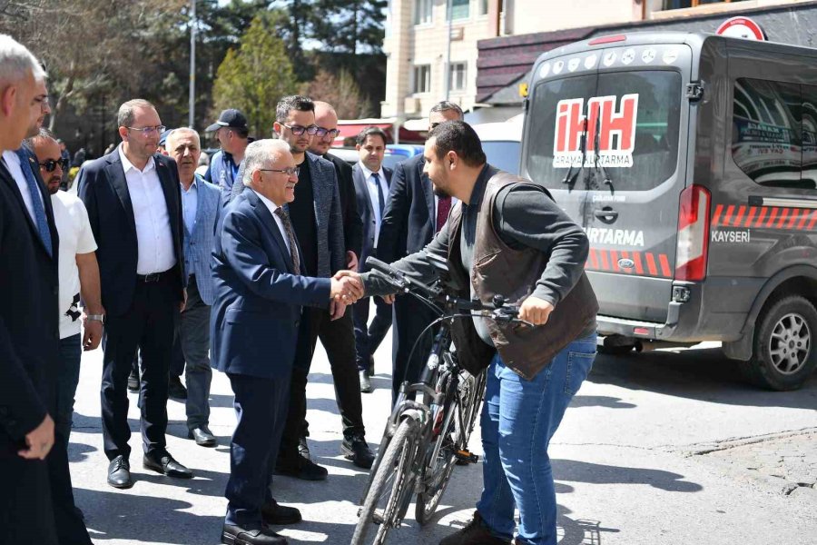 Esnaf Ve Vatandaşlardan Başkan Büyükkılıç’a "hayırlı Olsun" Tebrikleri