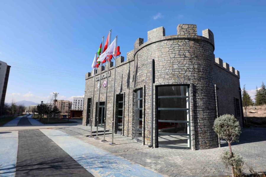 Şuşa Azerbaycan Evi’nde Açılış Heyecanı