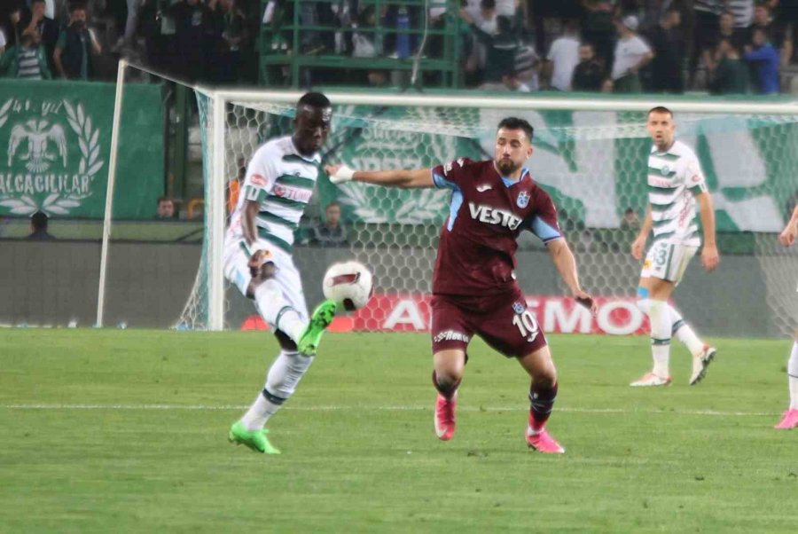 Trendyol Süper Lig: Konyaspor: 1 - Trabzonspor: 3 (maç Sonucu)